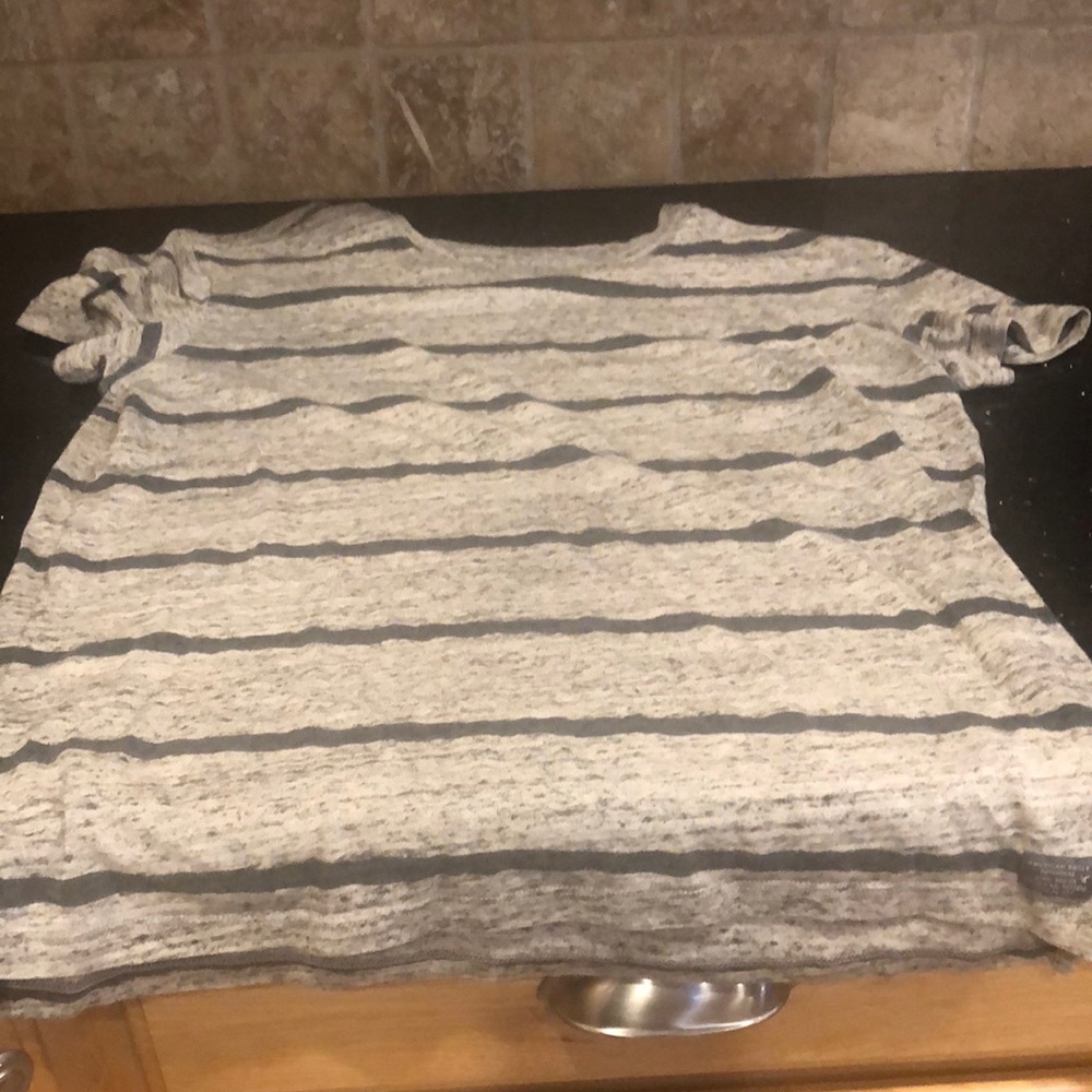 American Eagle Short Sleeve Tee